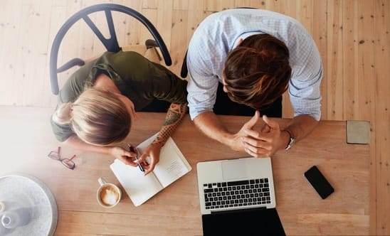 L'accompagnement RH pour les professionnels, un service sur-mesure proposé par Cocooning RH pour un épanouissement dans sa carrière.